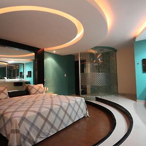 Motel Suites Xiu